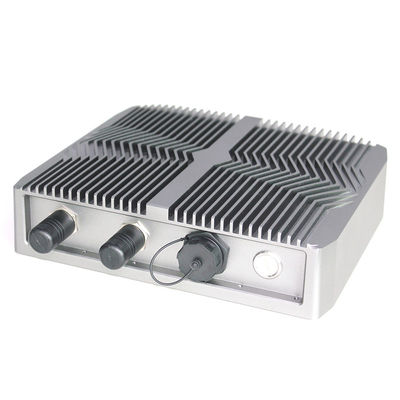 I7 Celeron bettete 8. GEN CPU den industriellen Fanless wasserdichten Mini-PC voll ein